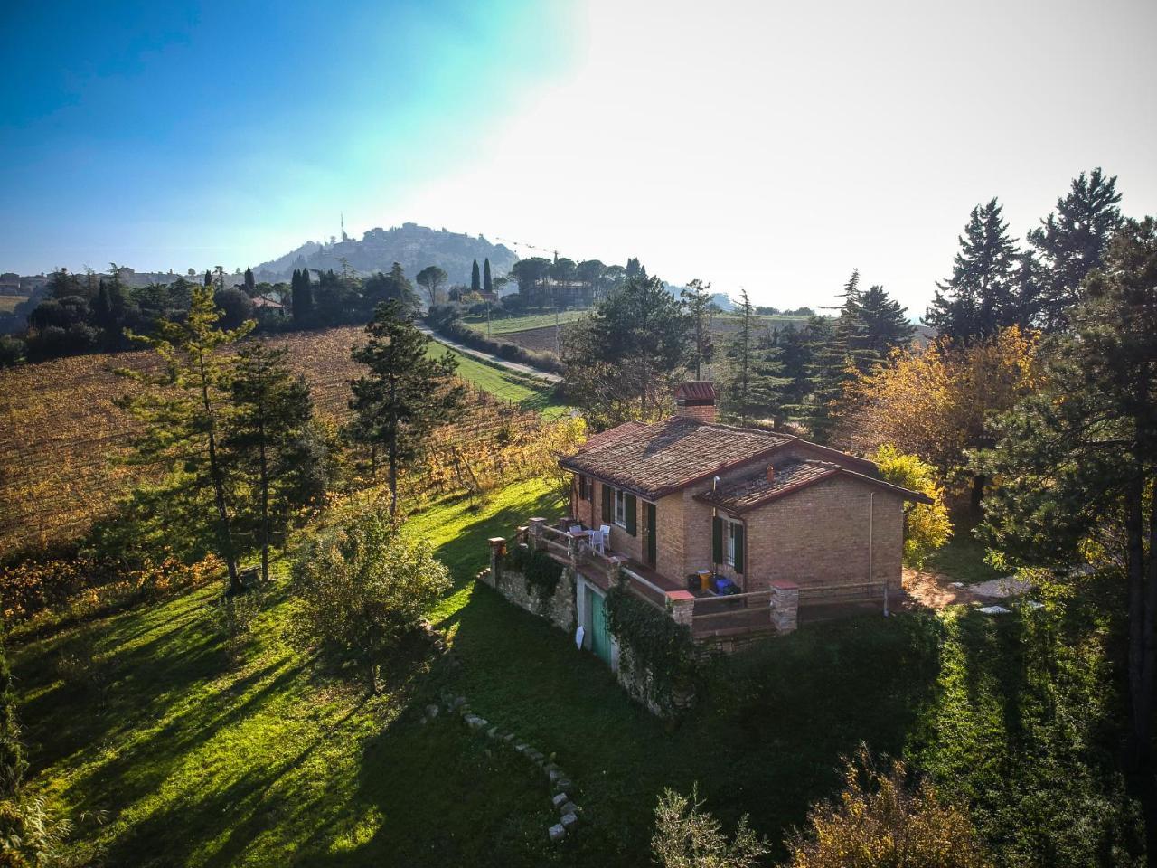 Il Vigneto Cottage Бертиноро Экстерьер фото